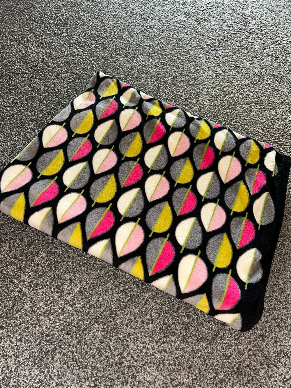 Vera Bradley Black Throw Blanket with Pink, Yellow, Gray and White Leaf Pattern